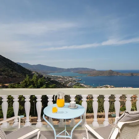 Adrakos (adults Only) Hotel de apartamente 3*