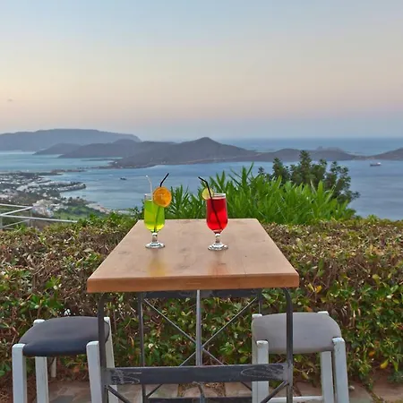 Apartmanhotel Adrakos (adults Only) 3*