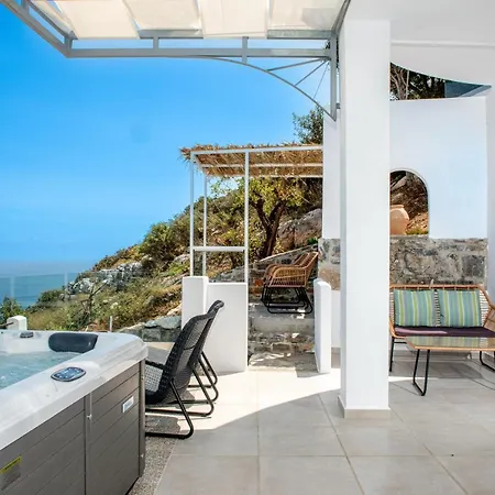 Adrakos (adults Only) 3*