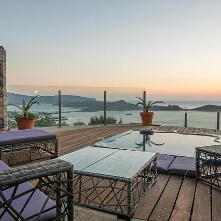 Adrakos (adults Only) Apartahotel 3*